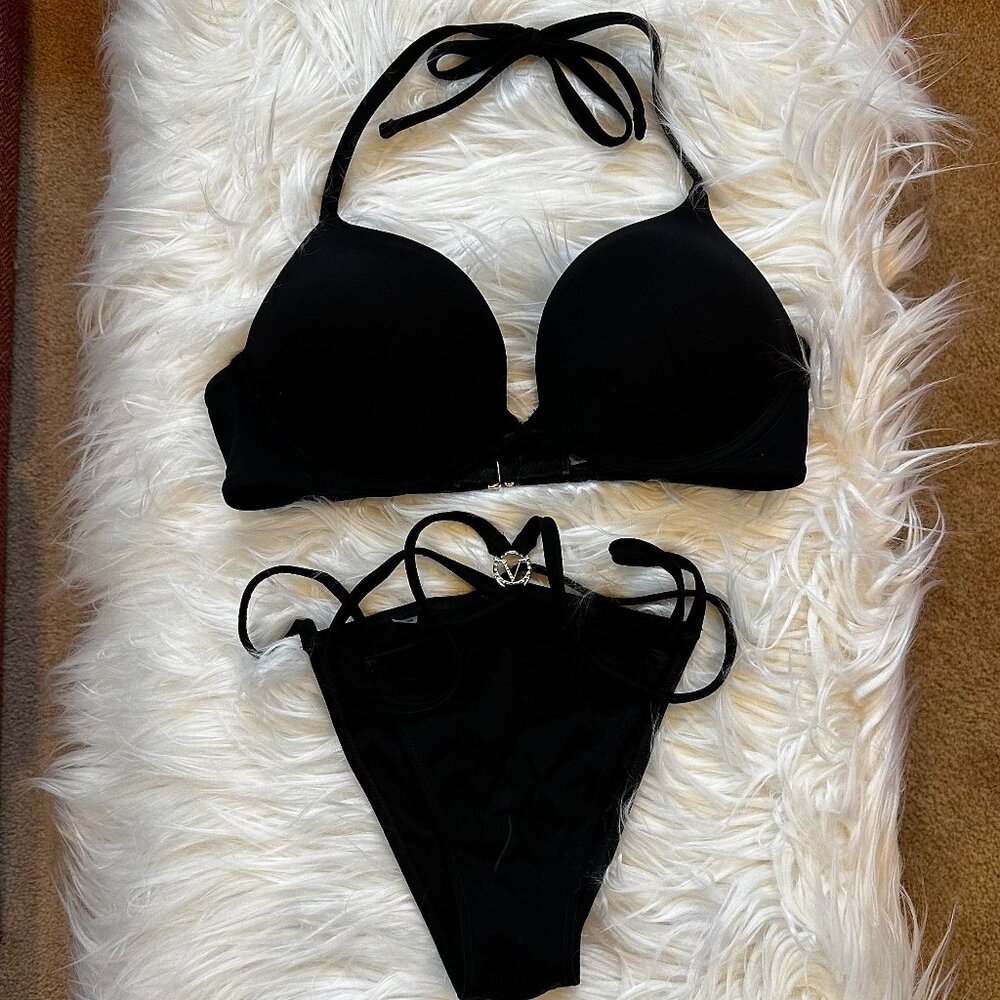 NWOT Victoria's Secret Bombshell Bikini - 36B | M